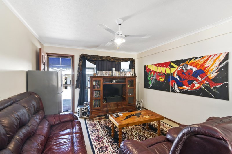 Photo - 2/6 Weeumba Street, Currumbin QLD 4223 - Image 7