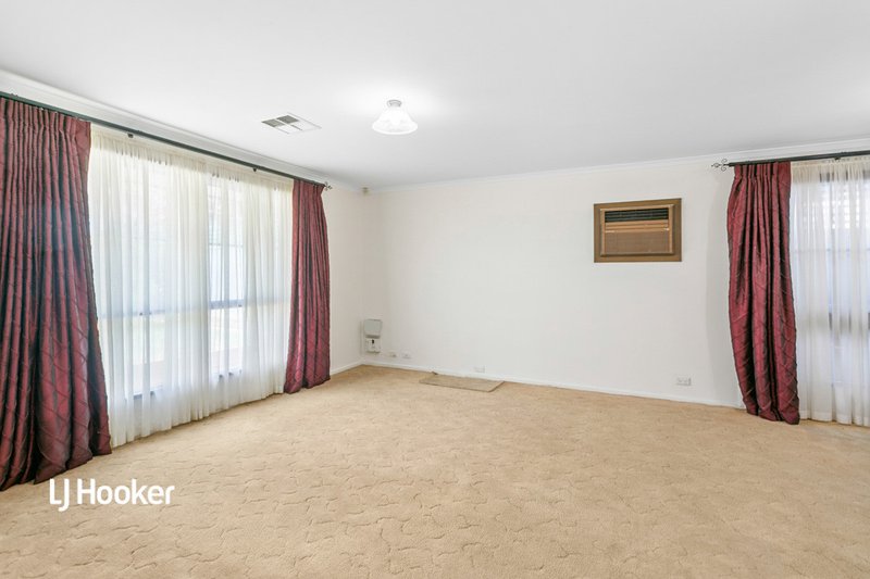 Photo - 26 Welloch Street, Modbury SA 5092 - Image 4