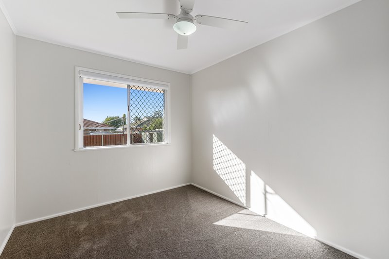 Photo - 26 Wessex Street, Harristown QLD 4350 - Image 10