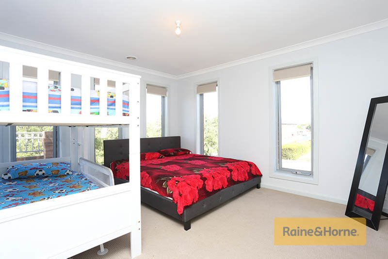 Photo - 26 Westerfolds Loop, Craigieburn VIC 3064 - Image 7