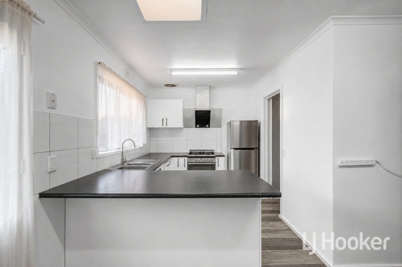 Photo - 26 Westmelton Drive, Melton West VIC 3337 - Image 2