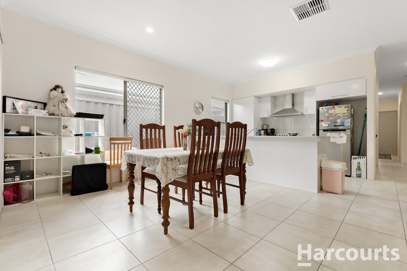 Photo - 26 Whimbrel Crescent, Coodanup WA 6210 - Image 7