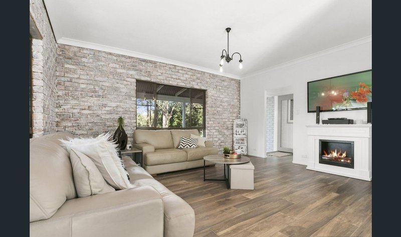 Photo - 26 Whiteside Road, Whiteside QLD 4503 - Image 4