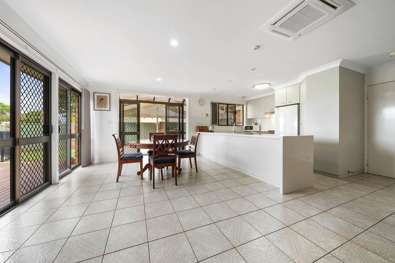 Photo - 26 Wiemers Crescent, Centenary Heights QLD 4350 - Image 6