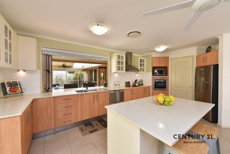 Photo - 26 Wigeon Chase, Cameron Park NSW 2285 - Image 4