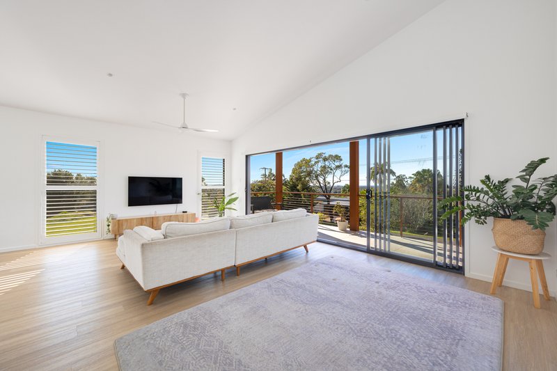 Photo - 26 Willis Road, Bli Bli QLD 4560 - Image 11