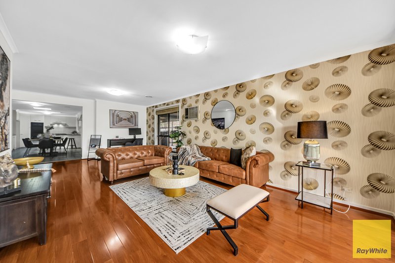 Photo - 26 Wilson Crescent, Hoppers Crossing VIC 3029 - Image 3