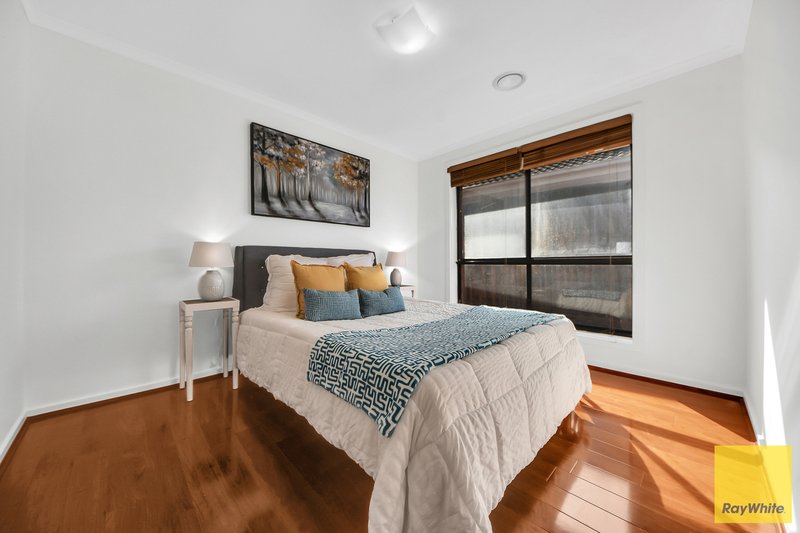 Photo - 26 Wilson Crescent, Hoppers Crossing VIC 3029 - Image 9