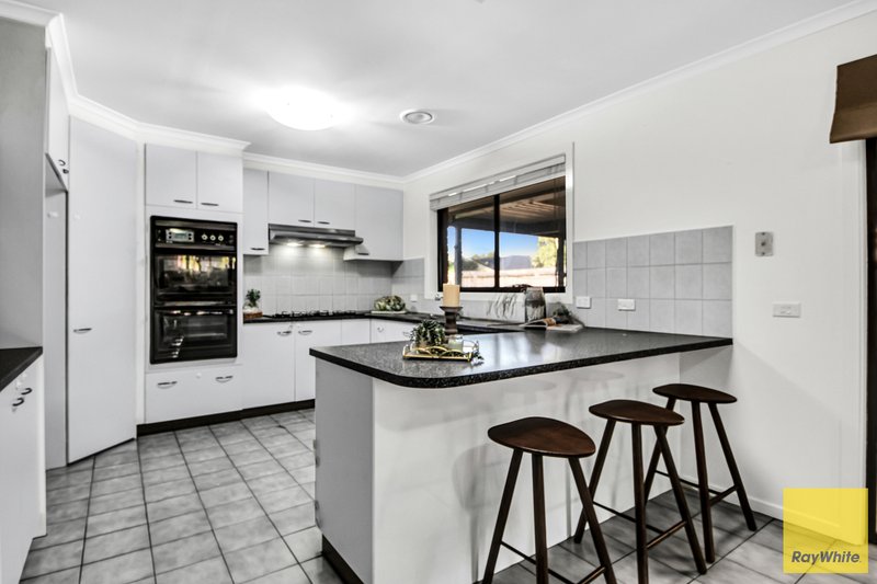 Photo - 26 Wilson Crescent, Hoppers Crossing VIC 3029 - Image 12