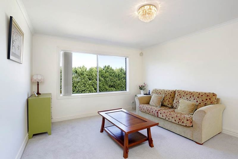 Photo - 26 Wilson Road, Glen Waverley VIC 3150 - Image 10