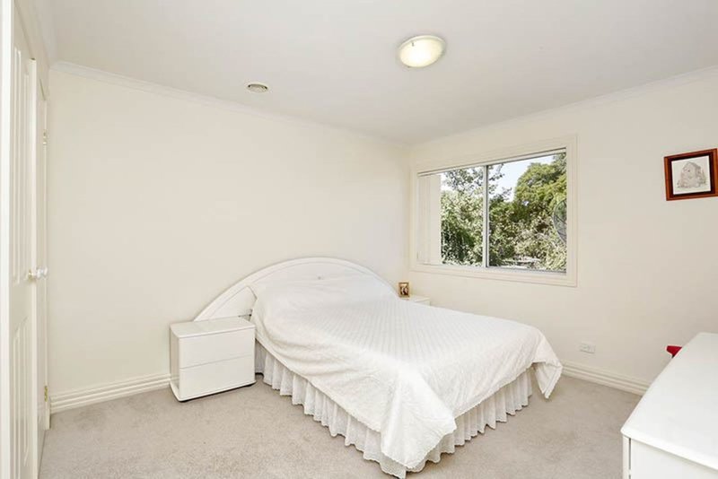 Photo - 26 Wilson Road, Glen Waverley VIC 3150 - Image 12