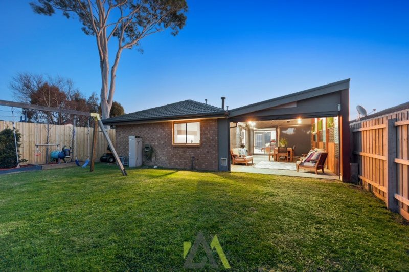 Photo - 26 Wiltshire Drive, Somerville VIC 3912 - Image 15