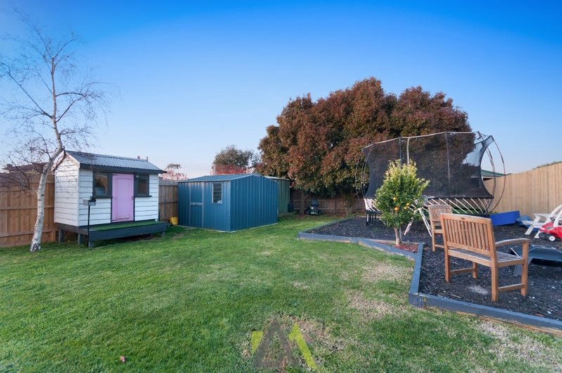 Photo - 26 Wiltshire Drive, Somerville VIC 3912 - Image 16