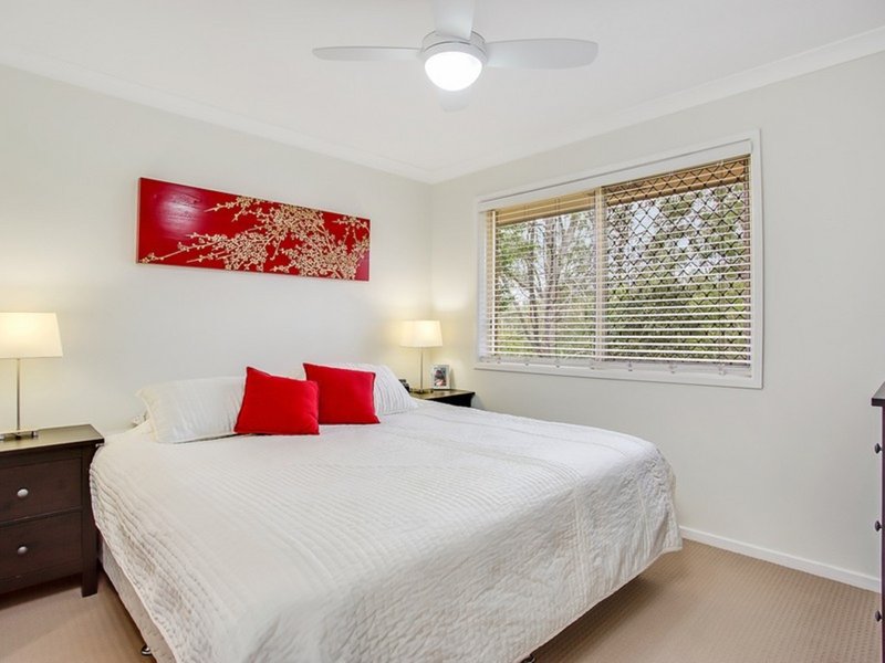 Photo - 26 Winchester Drive, Nerang QLD 4211 - Image 11