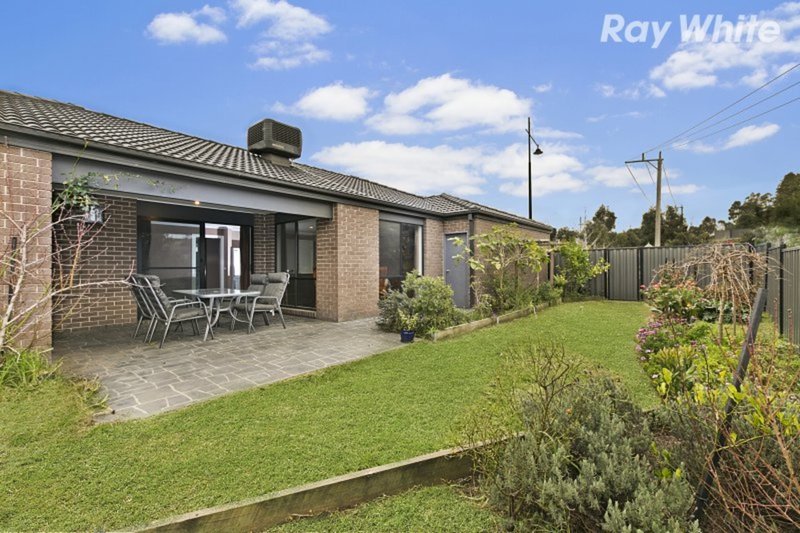 Photo - 26 Windermere Boulevard, Pakenham VIC 3810 - Image 10