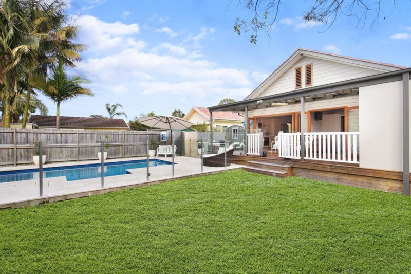 26 Windsor Parade, North Narrabeen NSW 2101