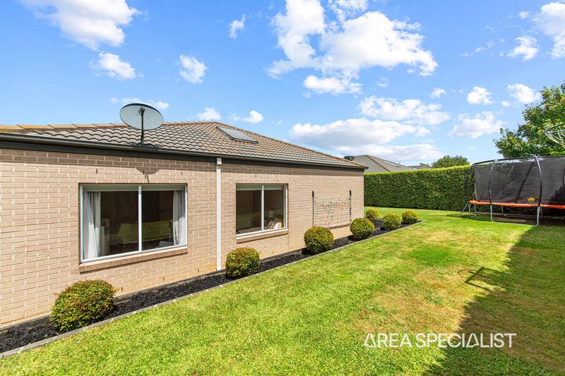 Photo - 26 Winneke Way, Pakenham VIC 3810 - Image 30