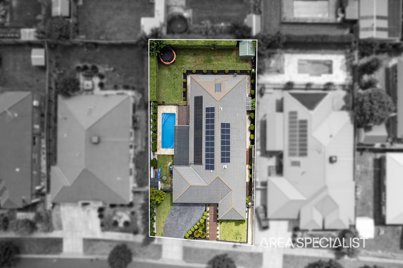 Photo - 26 Winneke Way, Pakenham VIC 3810 - Image 32