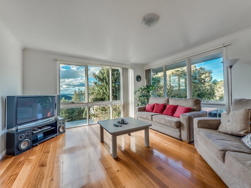 2/6 Wombara Avenue, Kingston Beach TAS 7050