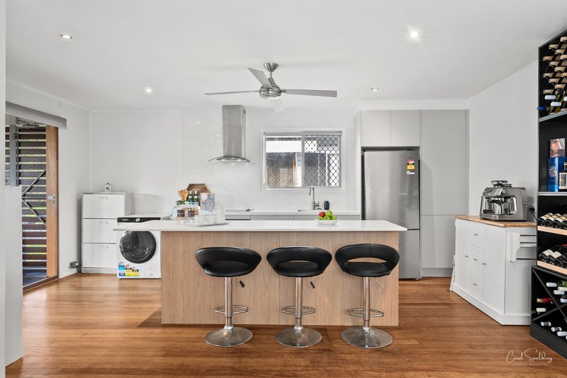 Photo - 26 Wood Avenue, Carina QLD 4152 - Image 3