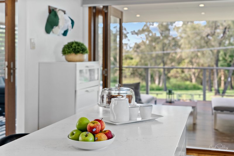 Photo - 26 Wood Avenue, Carina QLD 4152 - Image 5