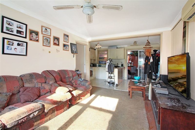 Photo - 26 Wyndarra Way, Koonawarra NSW 2530 - Image 2