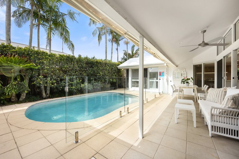 Photo - 26 Wyona Drive, Noosa Heads QLD 4567 - Image 3