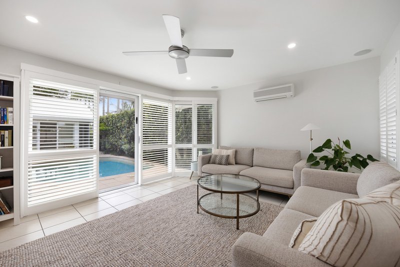 Photo - 26 Wyona Drive, Noosa Heads QLD 4567 - Image 11