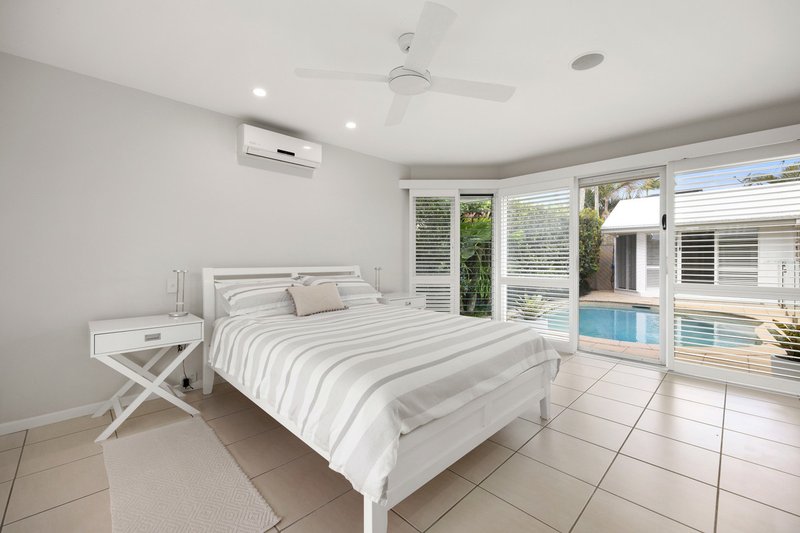 Photo - 26 Wyona Drive, Noosa Heads QLD 4567 - Image 14