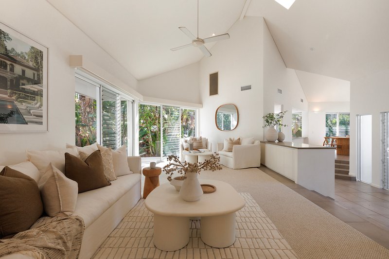 Photo - 26 Wyuna Drive, Noosaville QLD 4566 - Image 4