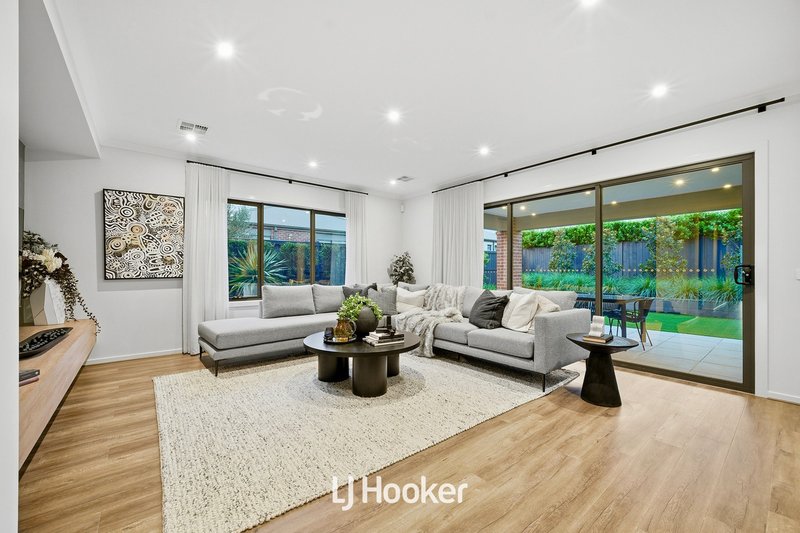 Photo - 26 Zagros Street, Clyde North VIC 3978 - Image 4