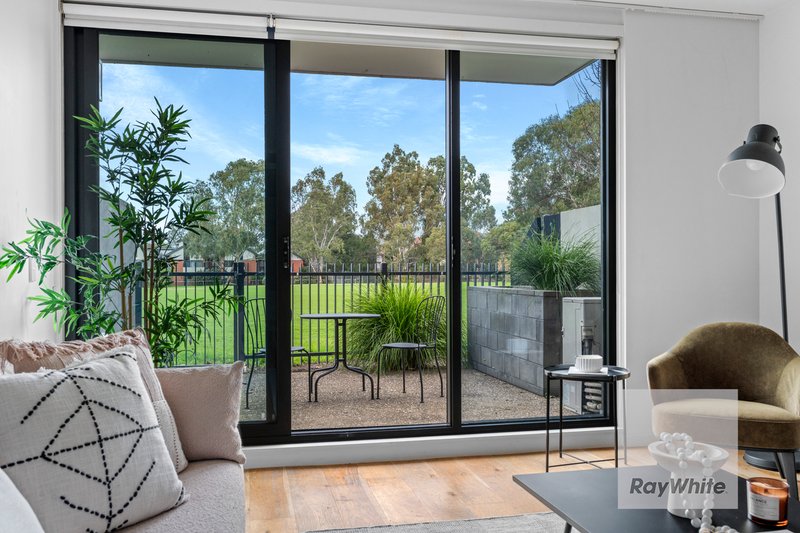 Photo - 26 Zenith Rise, Bundoora VIC 3083 - Image 7