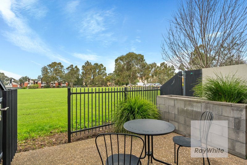 Photo - 26 Zenith Rise, Bundoora VIC 3083 - Image 10