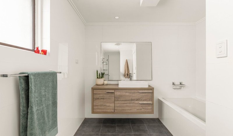 Photo - 2/60-62 Gordon Street, Manly Vale NSW 2093 - Image 4