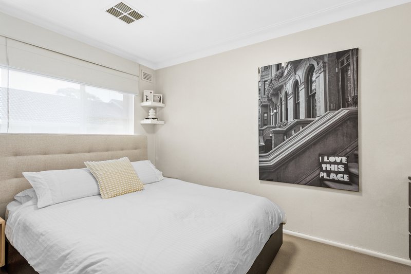 Photo - 2/60-62 Jersey Avenue, Mortdale NSW 2223 - Image 6