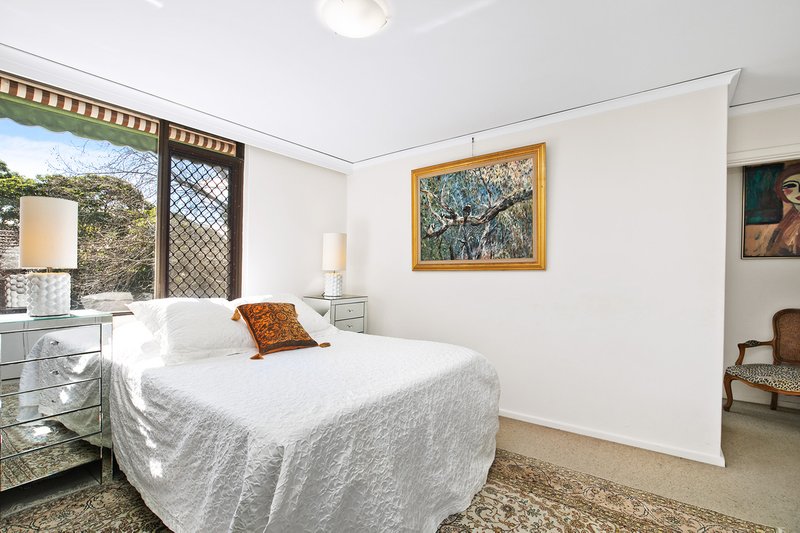 Photo - 2/60 Carabella Street, Kirribilli NSW 2061 - Image 5