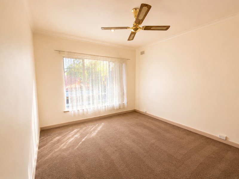 Photo - 2/60 Clifton Street, Blair Athol SA 5084 - Image 6