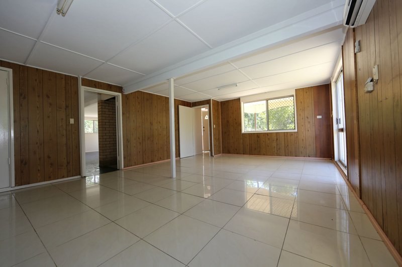 Photo - 260 Johnson Road, Forestdale QLD 4118 - Image 12