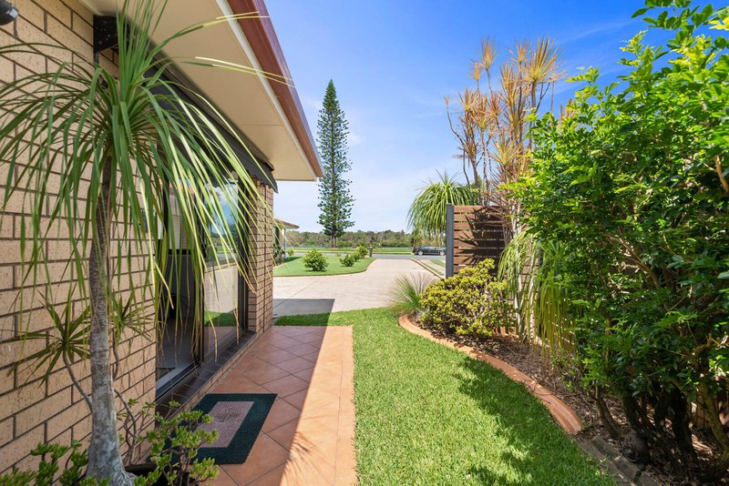 Photo - 2/60 Keith Compton Drive, Tweed Heads NSW 2485 - Image 5