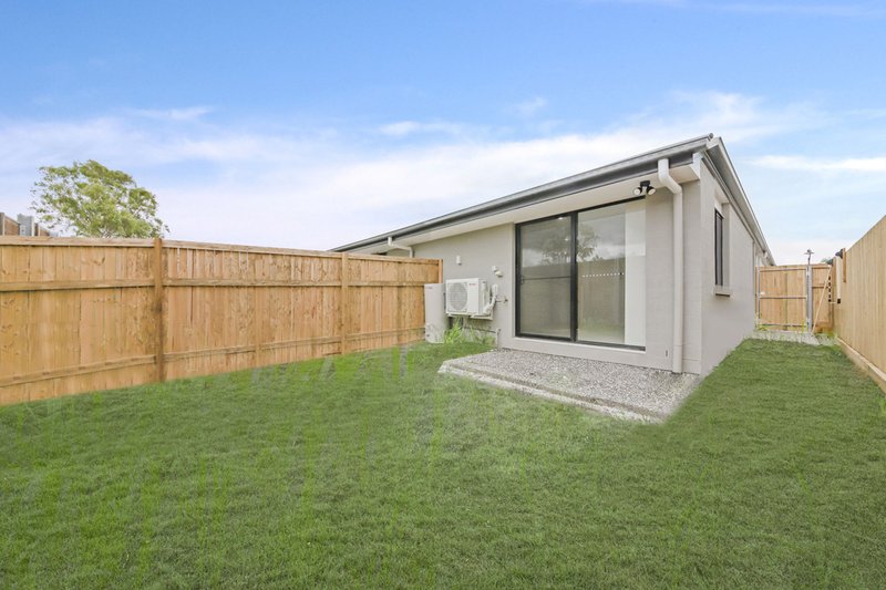 Photo - 2/60 Kevin Mulroney Drive, Flinders View QLD 4305 - Image 7