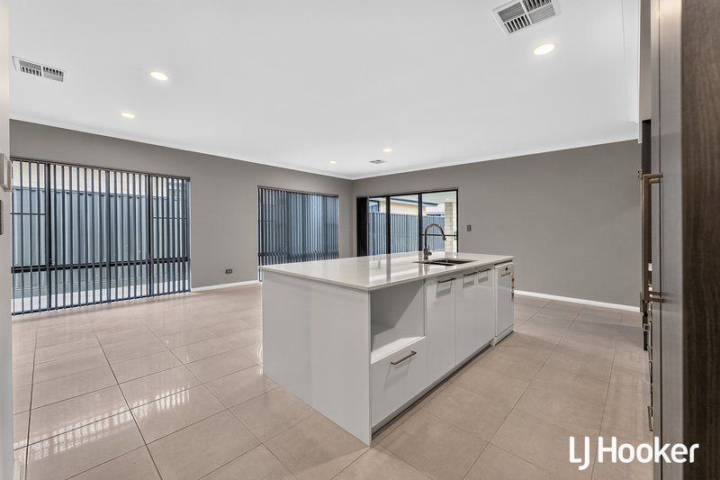 Photo - 260 Matison Street, Southern River WA 6110 - Image 8