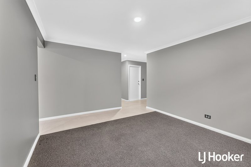 Photo - 260 Matison Street, Southern River WA 6110 - Image 13
