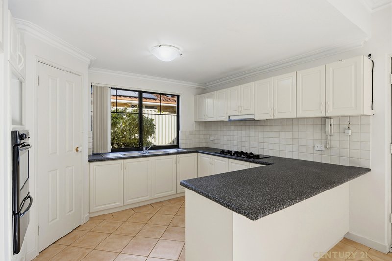 Photo - 2/60 Sandgate Street, South Perth WA 6151 - Image 4