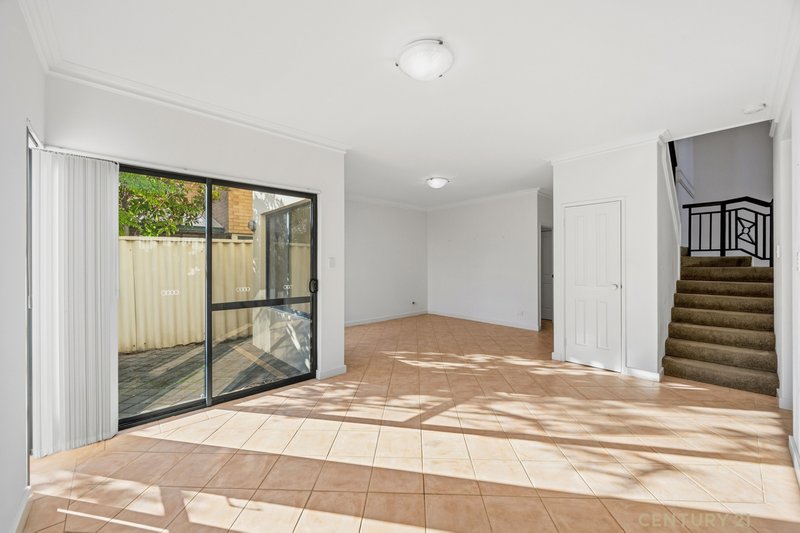 Photo - 2/60 Sandgate Street, South Perth WA 6151 - Image 7