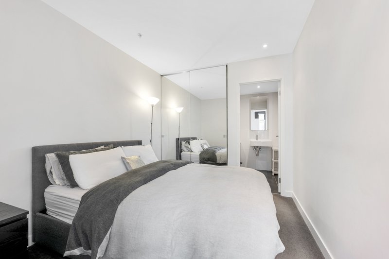 Photo - 2601/7 Katherine Place, Melbourne VIC 3000 - Image 7