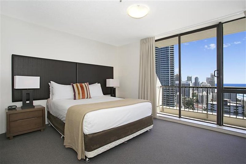 Photo - 2602/11 Hanlan Street, Surfers Paradise QLD 4217 - Image 5