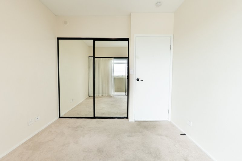 Photo - 2602/111 Lindfield Road, Helensvale QLD 4212 - Image 13