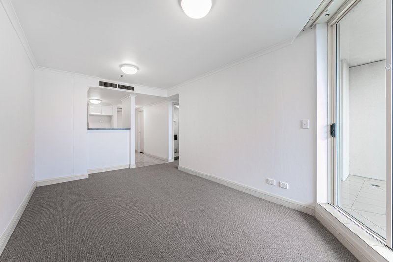 Photo - 2602/348-354 Sussex Street, Sydney NSW 2000 - Image 1