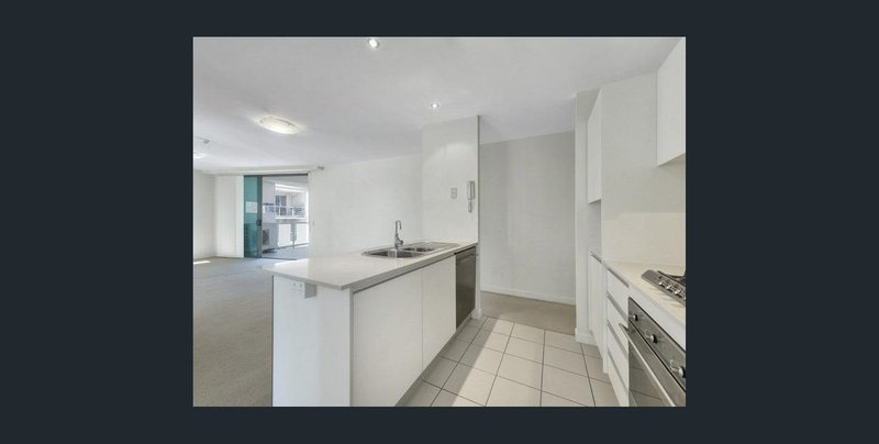 Photo - 2603/92 Quay Street, Brisbane City QLD 4000 - Image 2