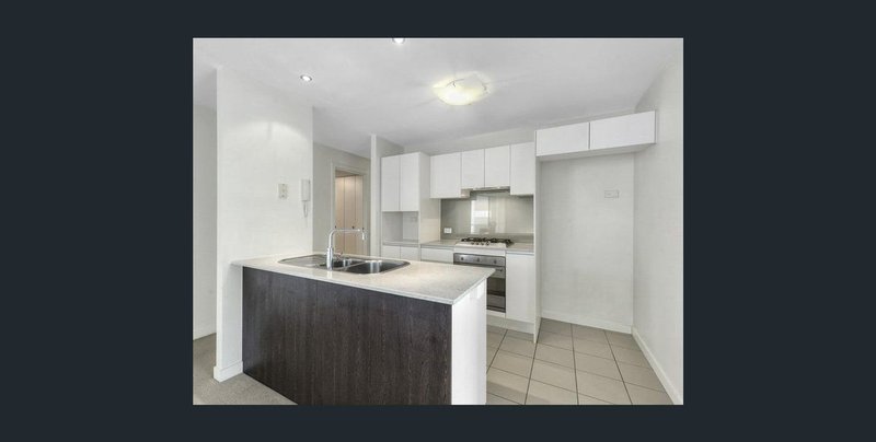Photo - 2603/92 Quay Street, Brisbane City QLD 4000 - Image 4